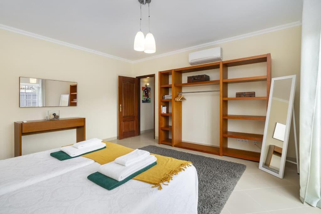 Arade Riverside - Jacuzzi And Heated Pool By Side