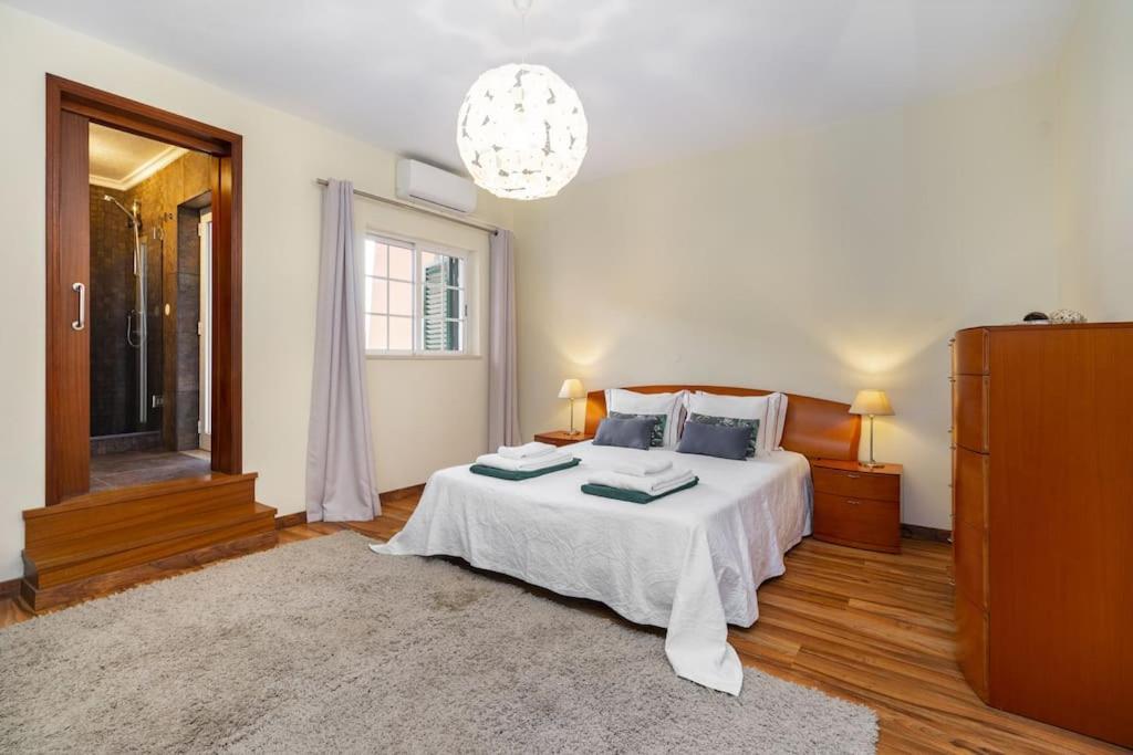 Arade Riverside - Jacuzzi And Heated Pool By Side