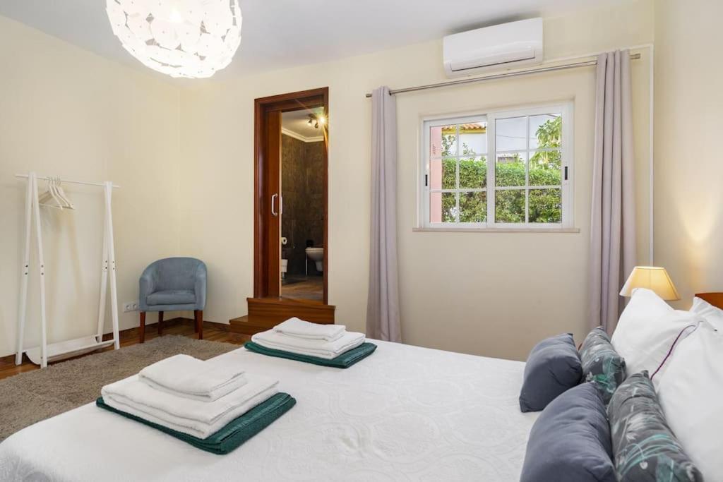 Villa Arade Riverside - Jacuzzi And Heated Pool By Side Silves